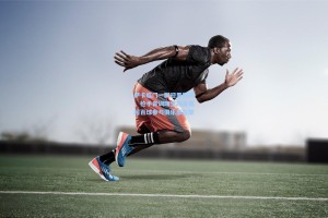 萨卡临门一脚迎里程碑，枪手青训瑰宝跻身英超百球参与俱乐部在即